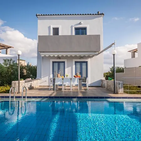 Akron Chania, 1 Maritsa, 2 Suzanna, 3 Ioanna Villa